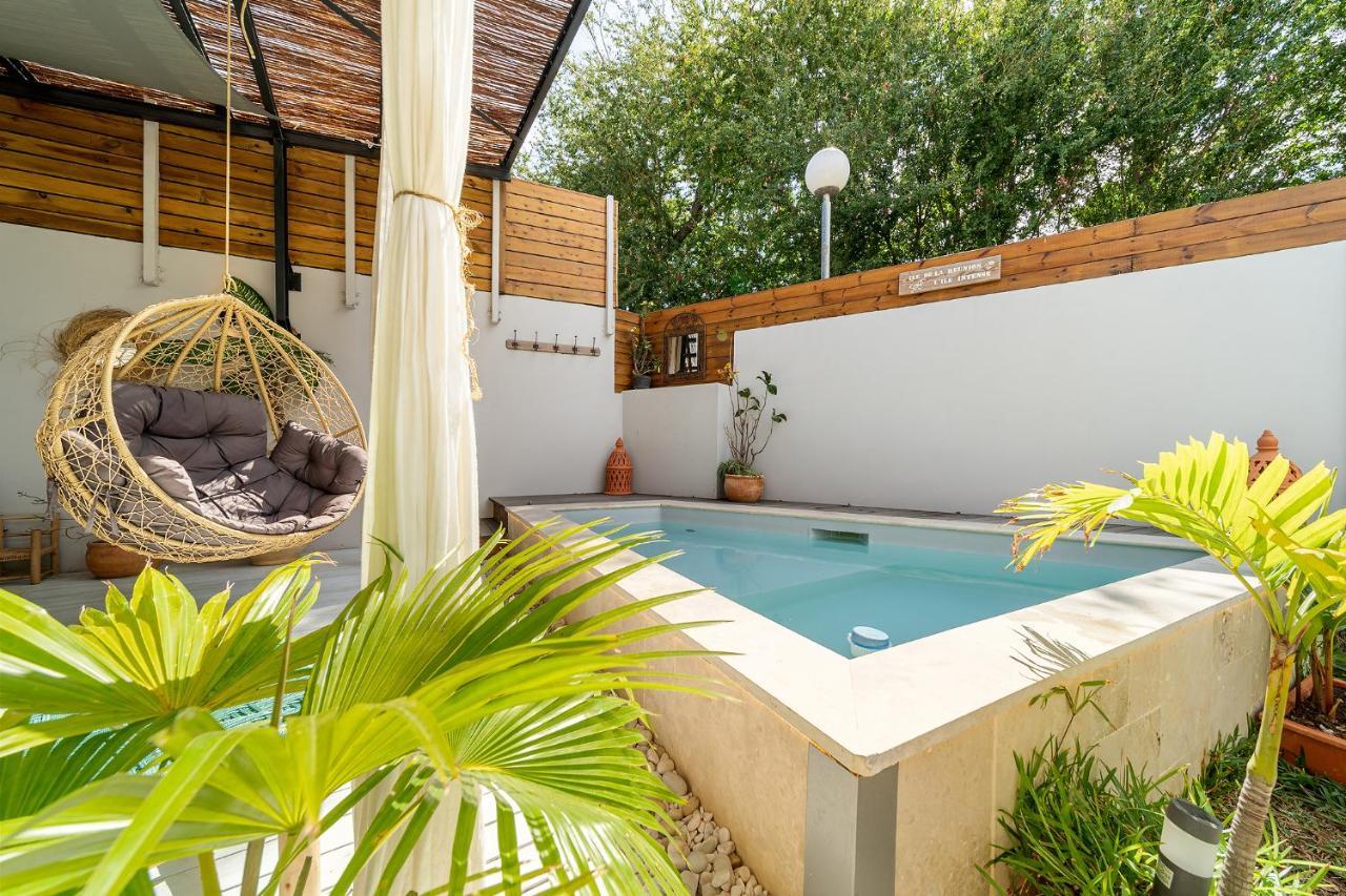 Villa Latrille - Piscine - Sauna - Jacuzzi La Saline Le Bains Kültér fotó